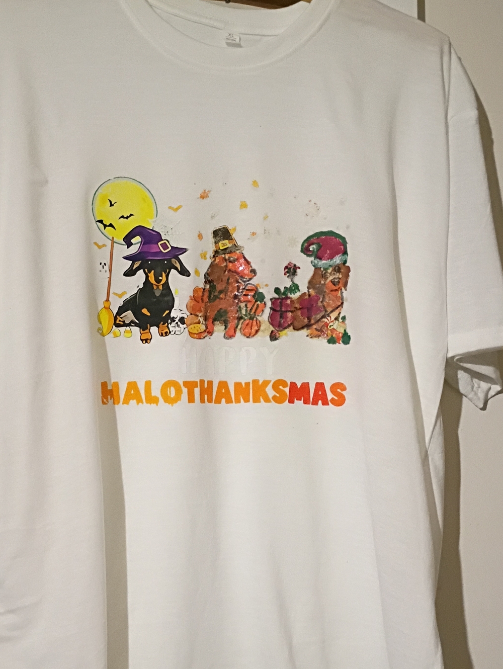 Holiday T Shirt w/ Daschaunds (XL) 100% Cotton NWOT